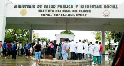 Director del Incan espera concretar reunión con madre de niño infectado con VIH - Periodísticamente - ABC Color