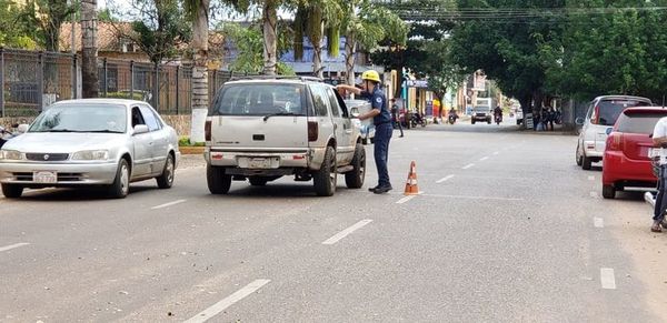 Bomberos organizan pollada para no cerrar su cuartel en Carapeguá - Nacionales - ABC Color