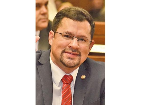 Diputado Ulises Quintana apela su cita para la revisión