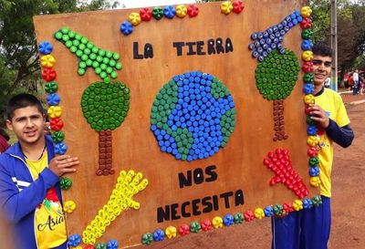 Fiesta estudiantil sin celular convocó a unos 1.500 jóvenes