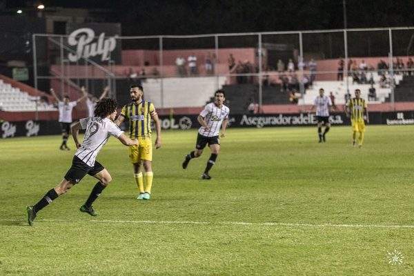 Libertad 2 - Capiatá 0. Fecha 11 Clausura 2019
