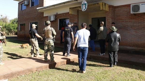 En 8 allanamientos detienen a Intendente que encabezaba red de lavado de dinero