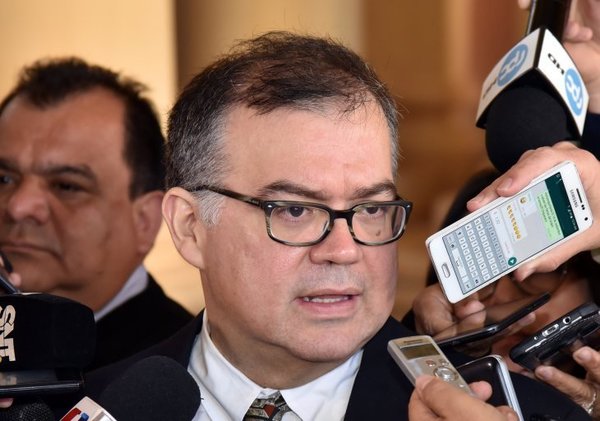Reunión que desata escándalo internacional desentierra el “hacha de guerra" en primer anillo presidencial - ADN Paraguayo