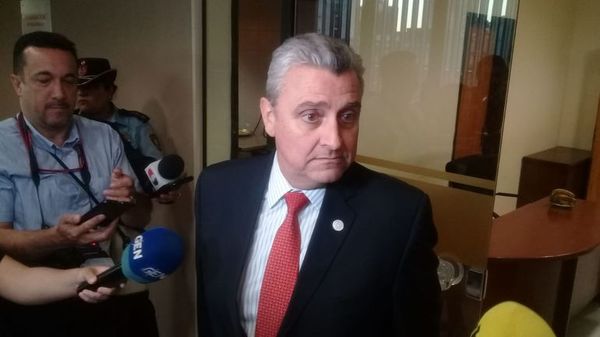 Senado aprueba interpelación a Villamayor - Nacionales - ABC Color