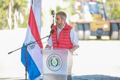 En jornada de Gobierno en Pilar, presidente anuncia defensa costera, viviendas y obras viales para la zona
