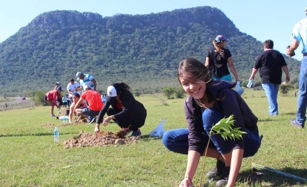 HOY / Cerro Hũ: en marcha obras del Parque Ecológico y Recreativo