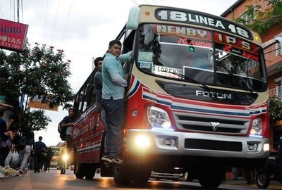HOY / Cetrapam da 5 días al Gobierno para sacar a buses irregulares o sino paralizarán transporte