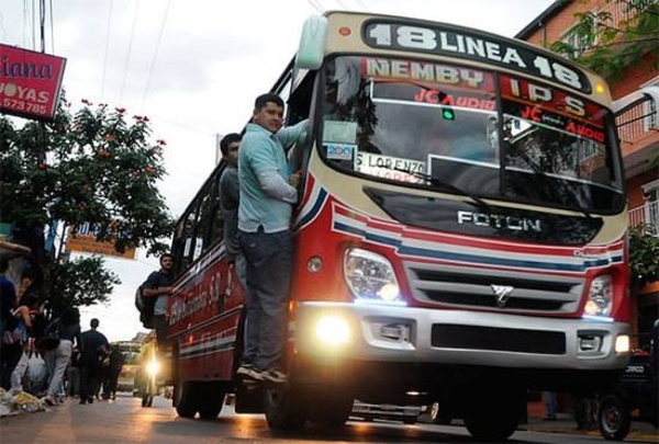 HOY / Cetrapam da 5 días al Gobierno para sacar a buses irregulares o sino paralizarán transporte