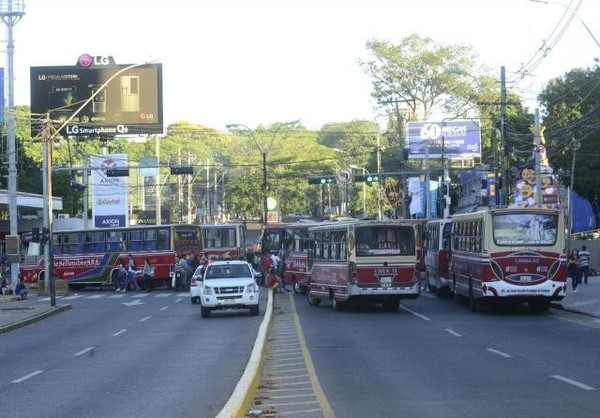 CETRAPAM dio plazo al Gobierno para sacar de circulación buses irregulares