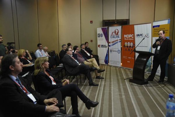 Debatieron sobre mantimiento de carreteras por contrato - Nacionales - ABC Color