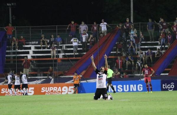 Cerro empata y se aleja de la pelea por el titulo | .::Agencia IP::.