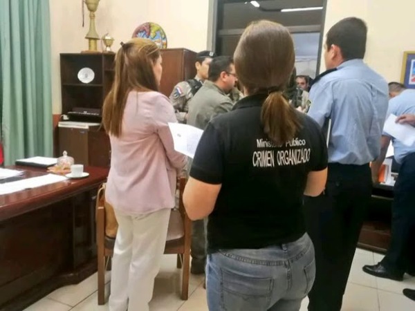 NO DESCARTAN QUE POLICÍAS DE ITAPÚA CUBREN A NARCOS