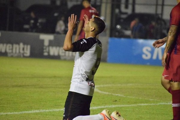 Cerro Porteño iguala ante General Díaz y recibe el sabor amargo de alejarse del título - .::RADIO NACIONAL::.