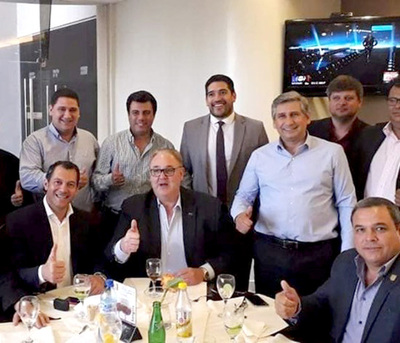 Vaesken utiliza como trampolín a Consejo de Gobernadores para provecho político