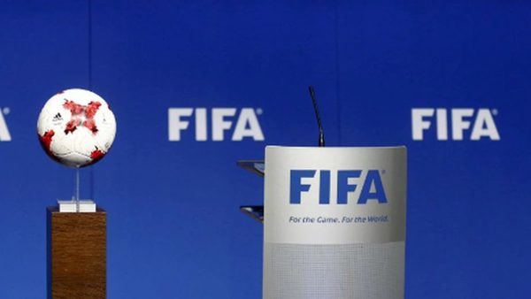 FIFA regula los pases