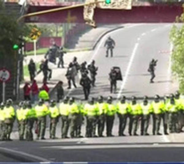 Universidad Nacional de Bogotá lidió con violentas protestas - Paraguay.com