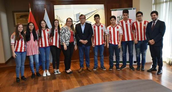 Jóvenes representarán al Paraguay en olimpiadas de matemáticas
