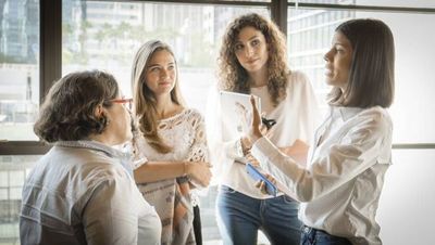 Unite al Creathon para chicas