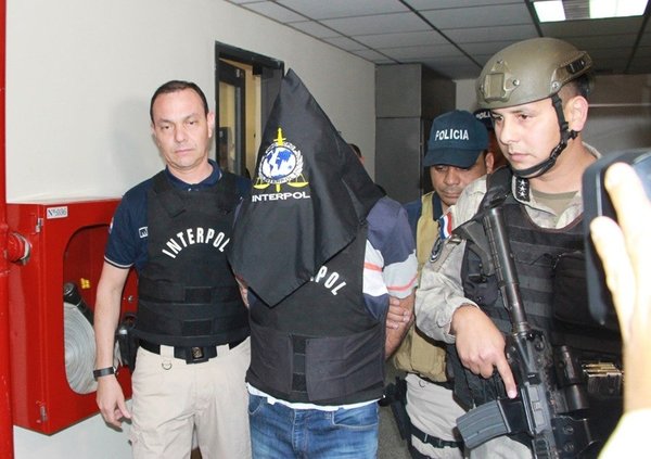 Extraditan a un procesado por el crimen de Cecilia Cubas
