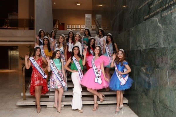 Esta noche elegirán a las nuevas Miss Teen