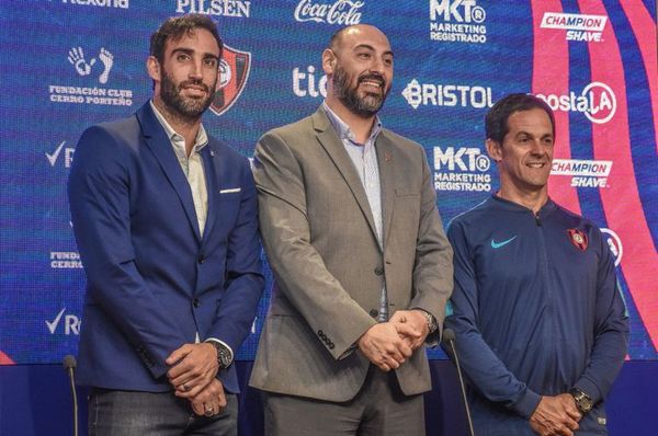 Nanni y Martínez, apuntados por el plantel - Fútbol - ABC Color