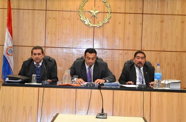 Juez "celebra" que no hubo coito en abuso de niña