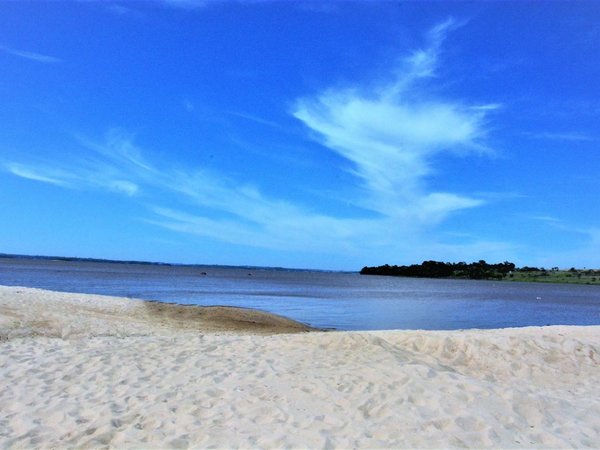 San Juan del Paraná ultima detalles para recibir a turistas en su playa