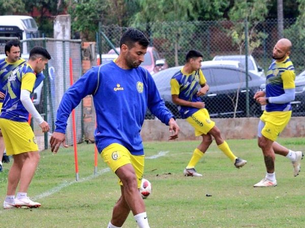 Salcedo e Irrazábal volverían al equipo