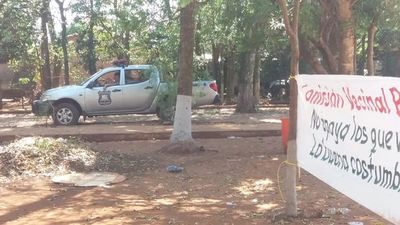 Municipalidad de Hernandarias desmantela plaza para evitar marcha LGBT - Nacionales - ABC Color