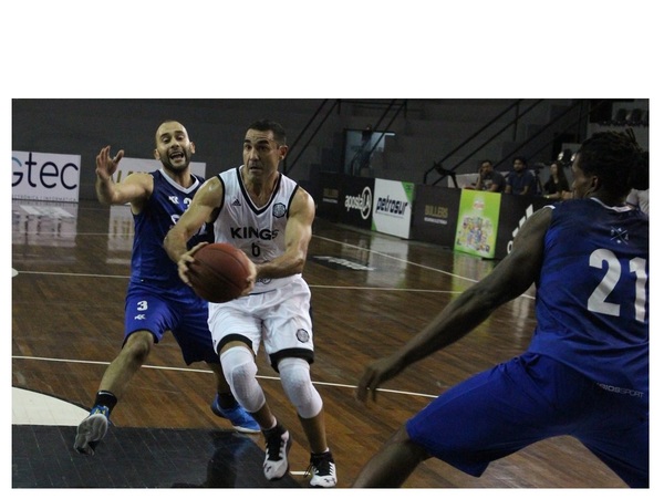 Franjeados y Santos lideran el cuadrangular final del Basquet Masculino