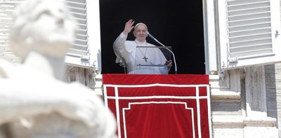 Papa Francisco: 'Recurrir a un adivino a que lea la mano no es de cristiano'