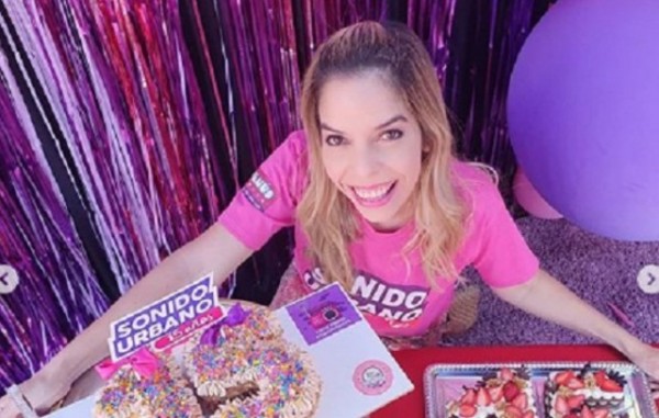 Belén Bogado celebró los 15 años de su programa radial