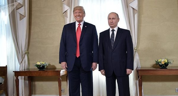 Los demócratas buscan acceder a llamadas telefónicas entre Trump y Putin tras caso Ucrania | .::Agencia IP::.