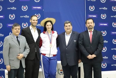 Paraguay se queda con el Oro en el Campeonato Sudamericano de Esgrima 2019 » Ñanduti