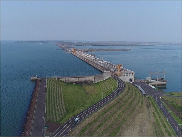 Paraguay denuncia que Argentina vuelve a exportar energía de la EBY al Brasil