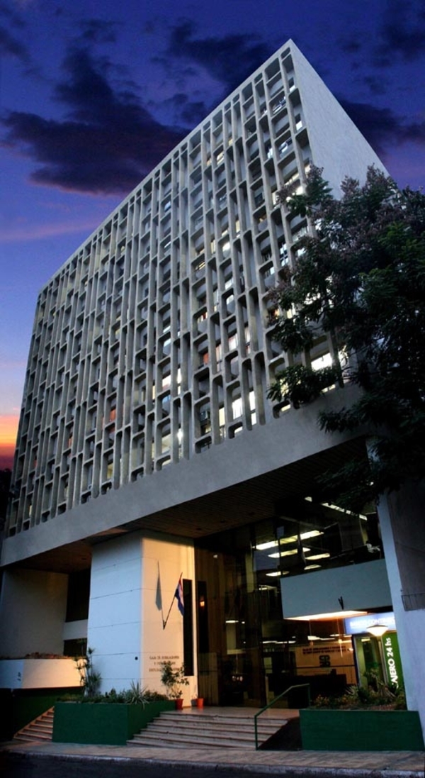 Denuncian mal manejo de la caja bancaria