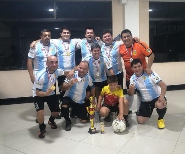 Argentina es campeón en torneo de comunicadores