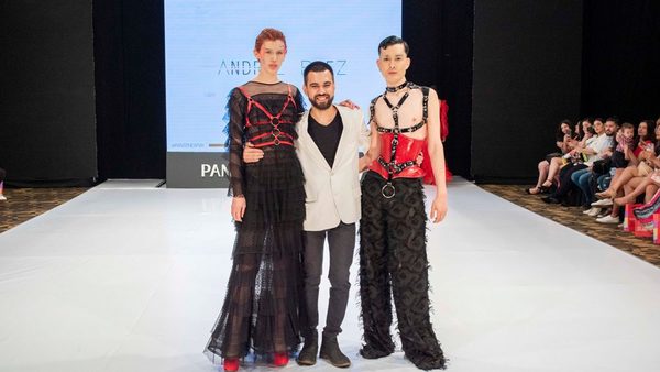 Desfile con toque atrevido