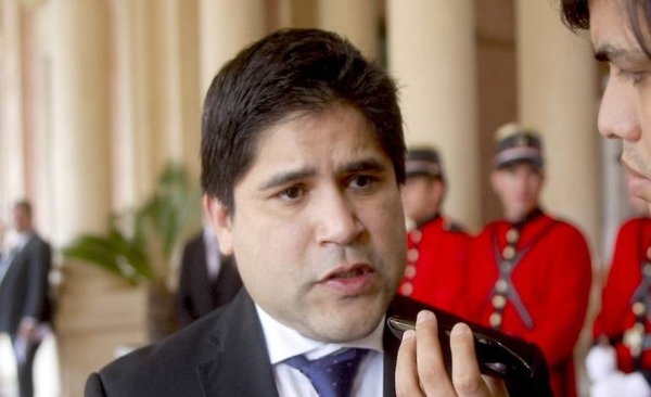 HOY / Diputado retira proyecto antiescrache que proponía cárcel por arrojar huevo