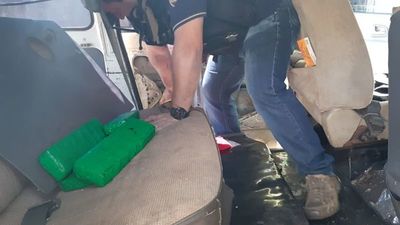 CDE: encuentran 100 kilos de marihuana en vehículo doble fondo