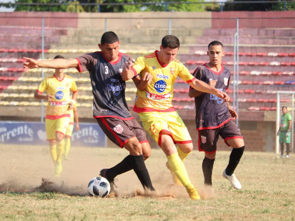 Un dueño absoluto en la cima de la Primera B