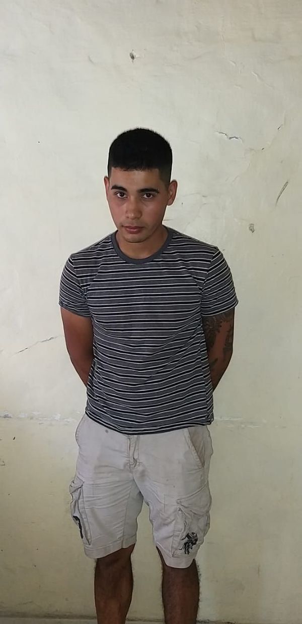 Detienen a sospechoso de vender autopartes de vehículos robados - Nacionales - ABC Color