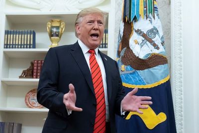 Trump intensifica su retórica en Twitter bajo la amenaza de destitución - Mundo - ABC Color