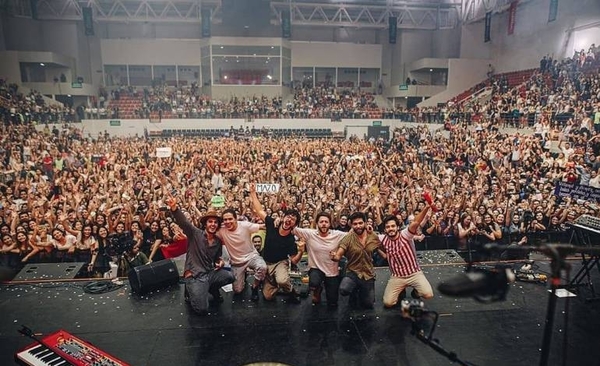 HOY / Morat arrasó en el Arena SND: "A Paraguay le debíamos un concierto desde hace años"
