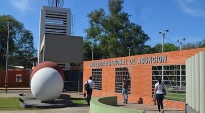 Levantan paro en la UNA - ADN Paraguayo