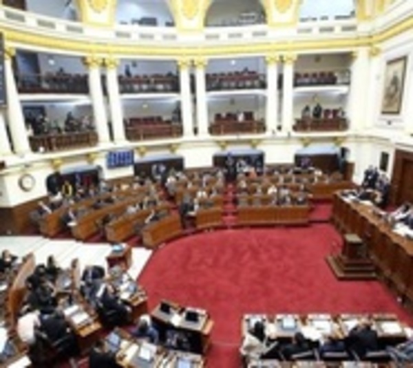 Presidente de Perú disuelve el Congreso y llama a elecciones - Paraguay.com
