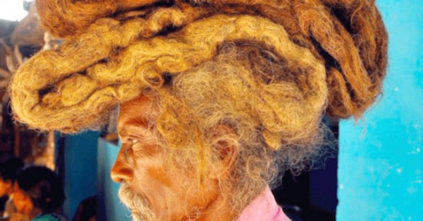 Hombre pasa más de 40 años con el pelo sucio