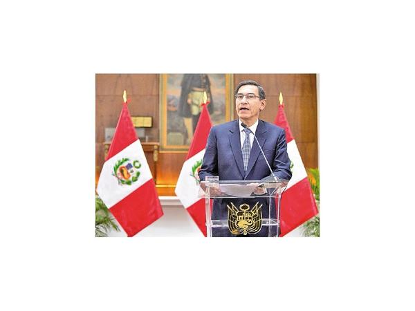 Presidente disuelve el Congreso peruano y genera una crisis