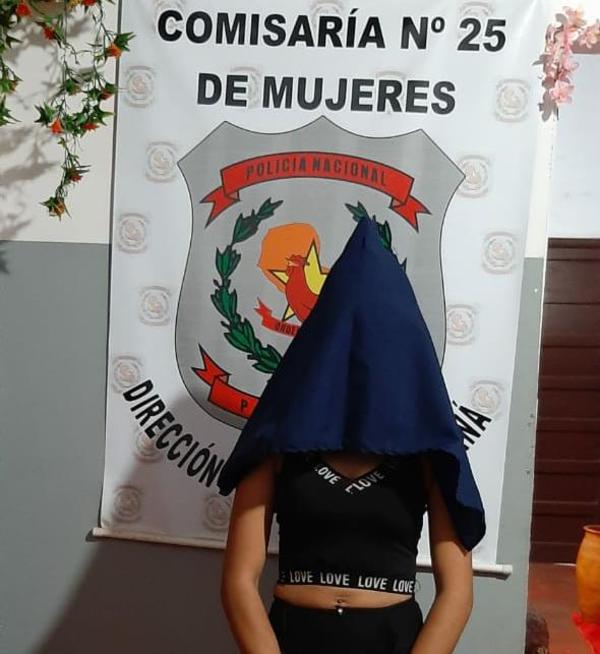 Travestí y prostituta detenidos tras robo de dinero y celular de cliente