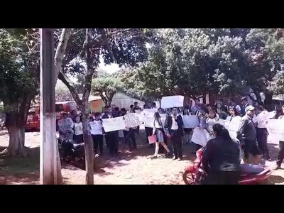 ESTUDIANTES PIDEN RENUNCIA DE INTENDENTE DE MAYOR OTAÑO